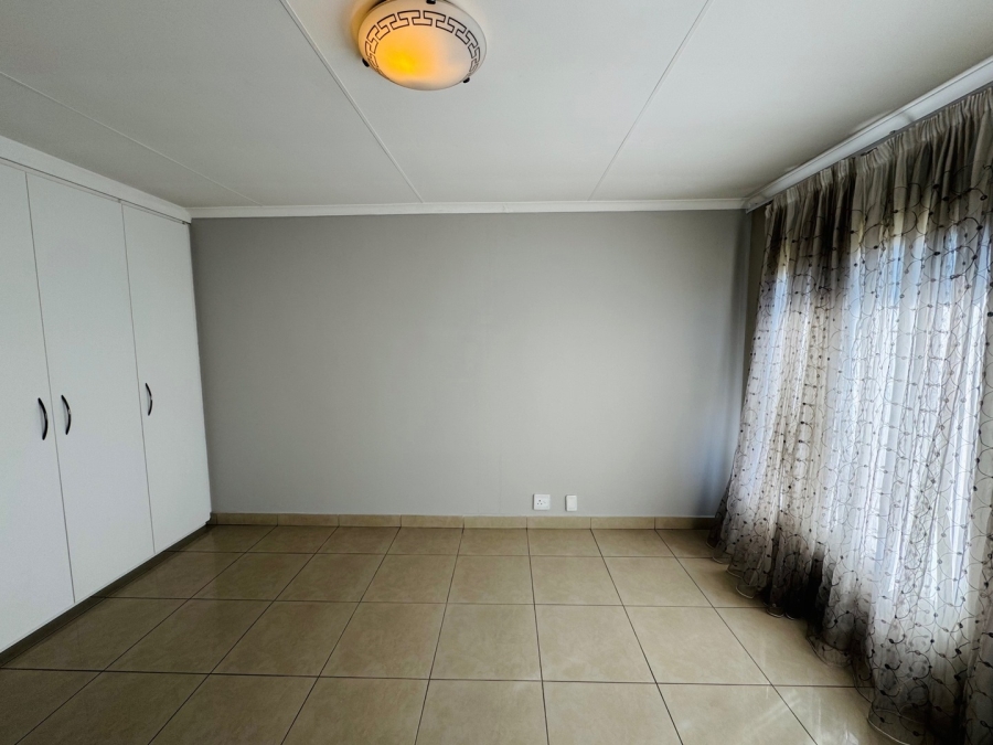 4 Bedroom Property for Sale in Parkrand Gauteng
