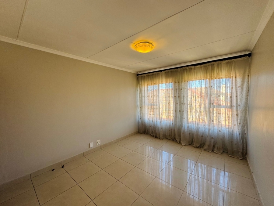 4 Bedroom Property for Sale in Parkrand Gauteng