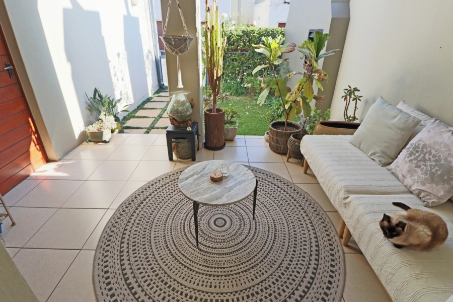 2 Bedroom Property for Sale in Bryanston Gauteng