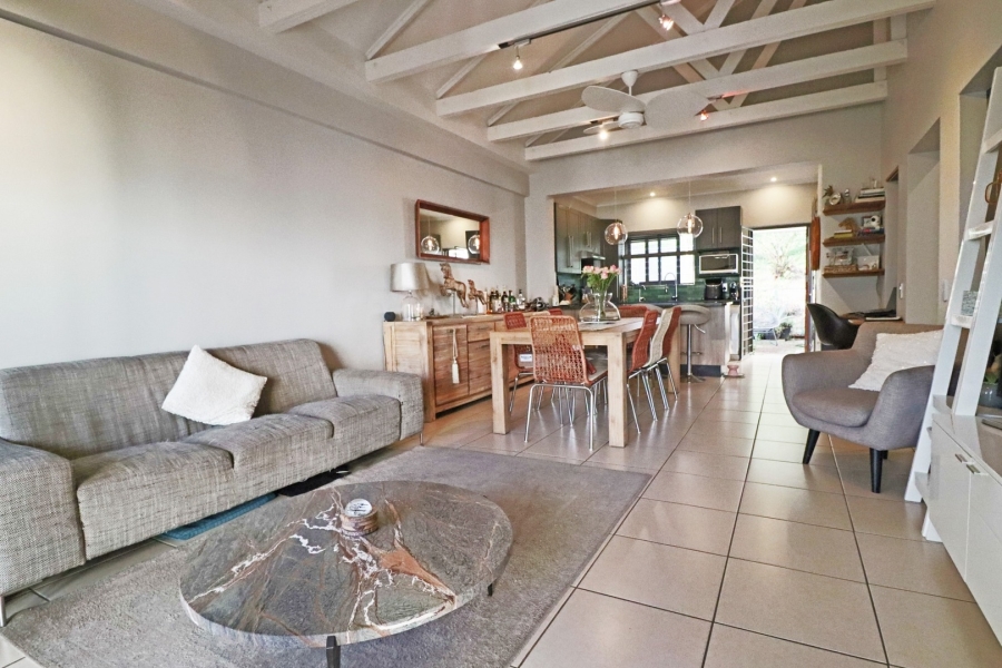 2 Bedroom Property for Sale in Bryanston Gauteng