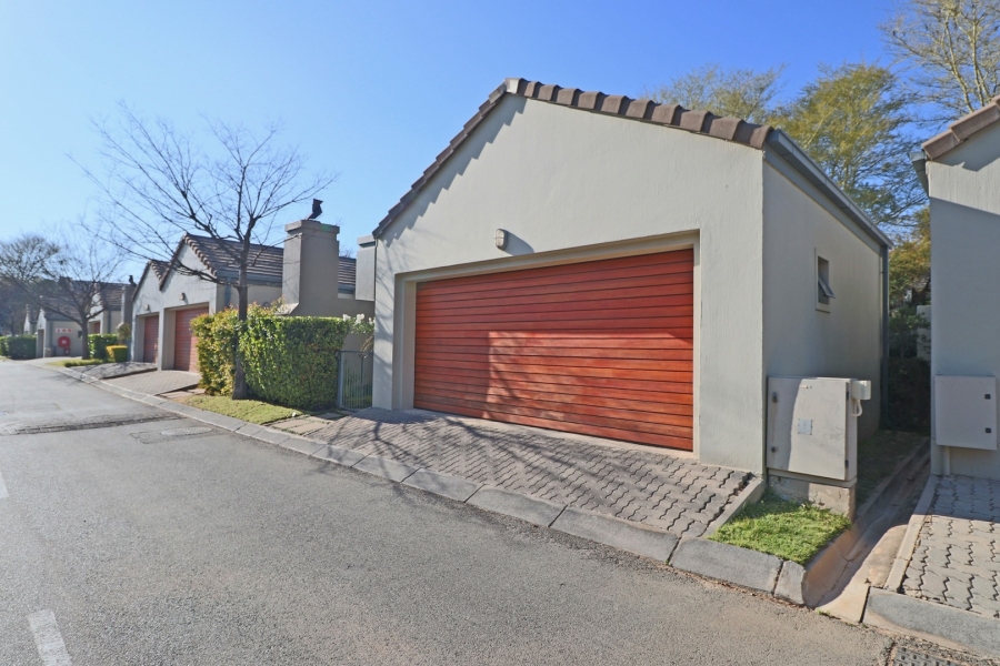2 Bedroom Property for Sale in Bryanston Gauteng