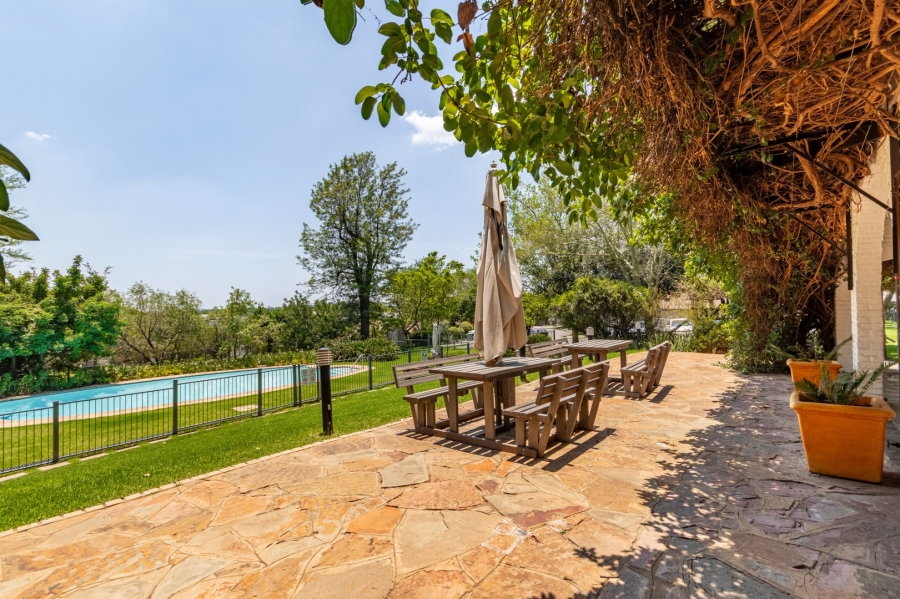 2 Bedroom Property for Sale in Bryanston Gauteng