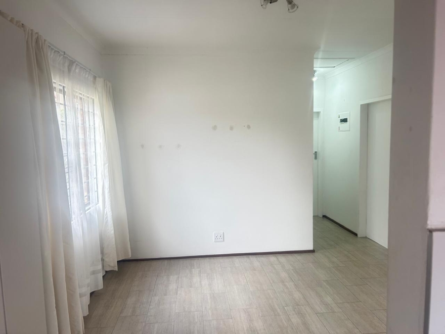 To Let 2 Bedroom Property for Rent in North Riding Gauteng