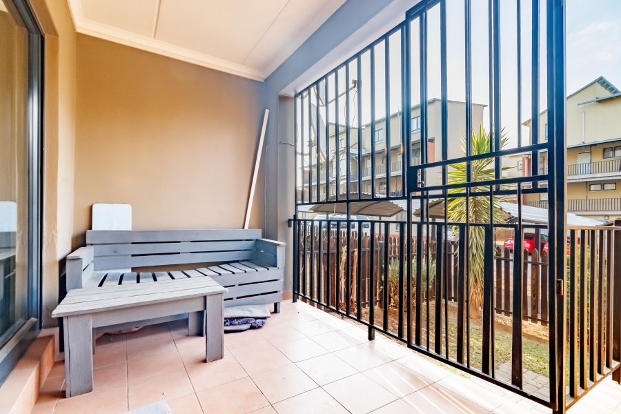2 Bedroom Property for Sale in Erand Gardens Gauteng