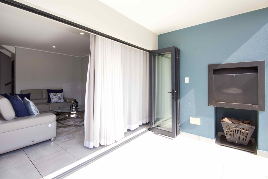 3 Bedroom Property for Sale in Rooihuiskraal Gauteng