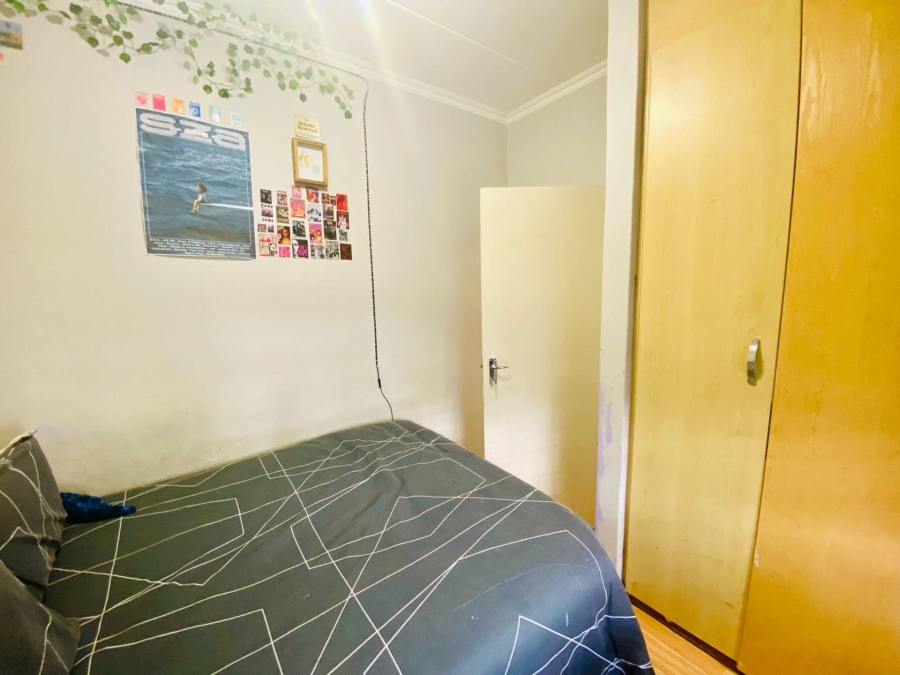 2 Bedroom Property for Sale in Sunninghill Gauteng
