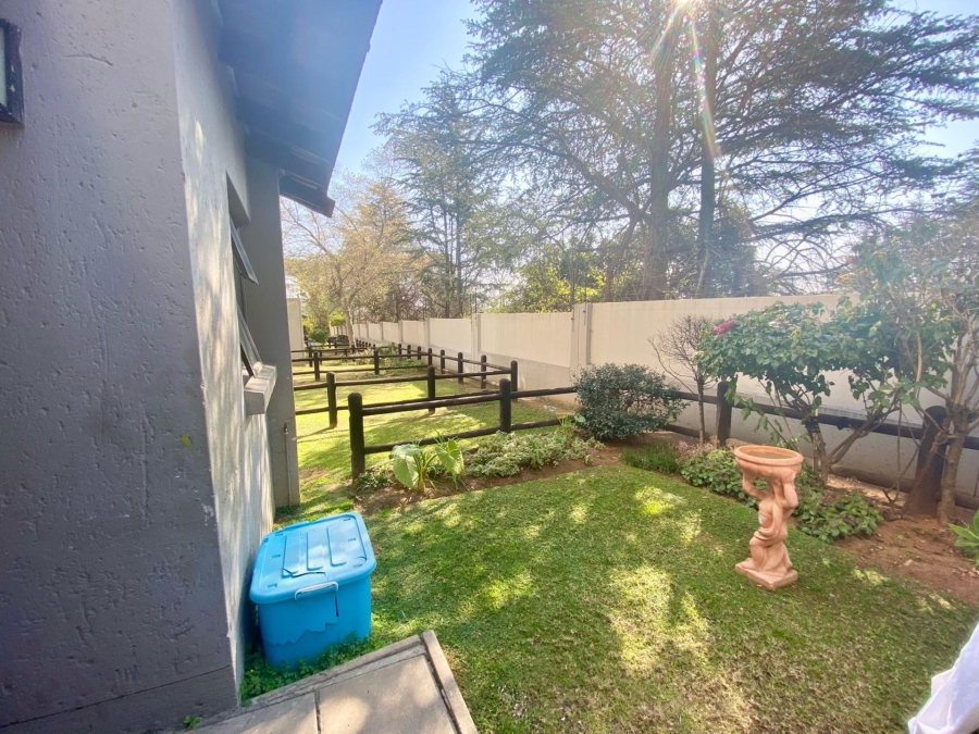 2 Bedroom Property for Sale in Sunninghill Gauteng
