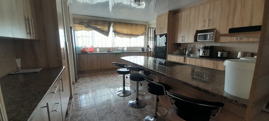 To Let 3 Bedroom Property for Rent in Sonland Park Gauteng