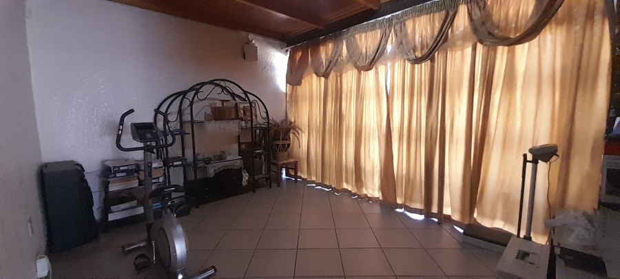 To Let 3 Bedroom Property for Rent in Sonland Park Gauteng