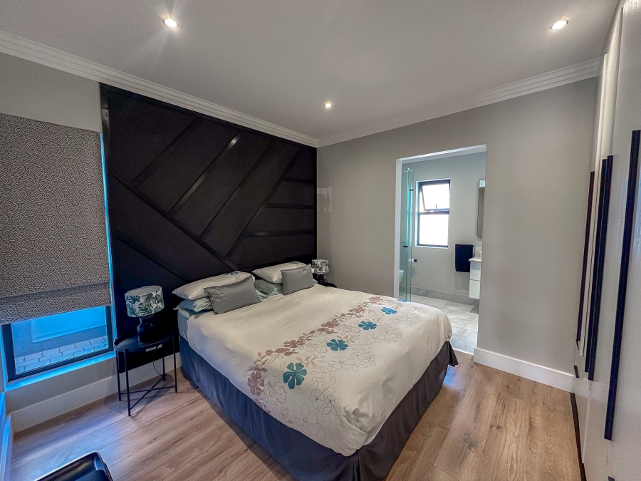 To Let 4 Bedroom Property for Rent in Midstream Heights Gauteng