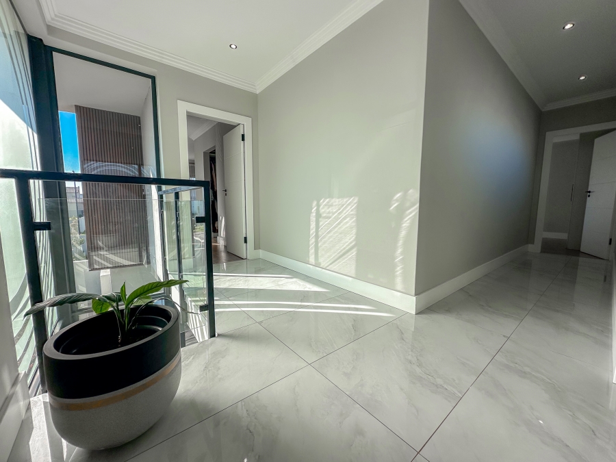 To Let 4 Bedroom Property for Rent in Midstream Heights Gauteng