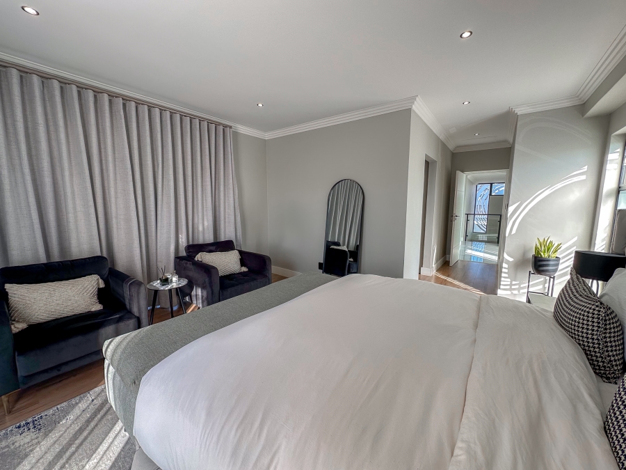 To Let 4 Bedroom Property for Rent in Midstream Heights Gauteng