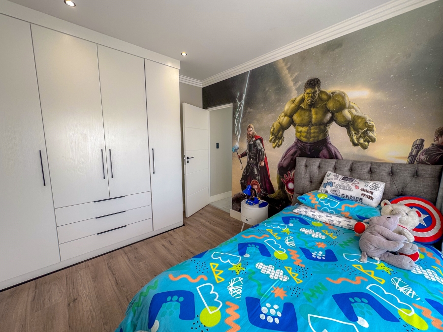 To Let 4 Bedroom Property for Rent in Midstream Heights Gauteng