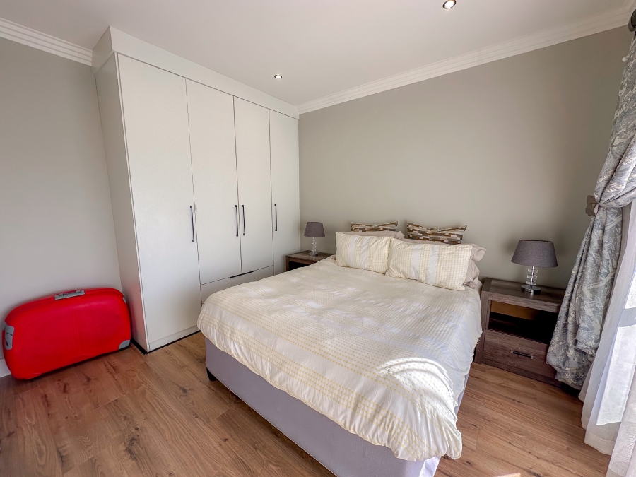 To Let 4 Bedroom Property for Rent in Midstream Heights Gauteng