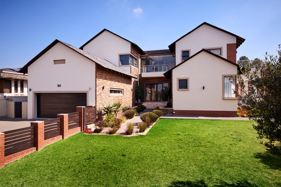 5 Bedroom Property for Sale in Waterfall Country Estate Gauteng