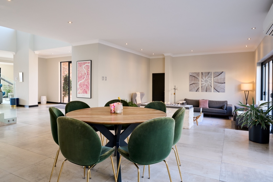 5 Bedroom Property for Sale in Waterfall Country Estate Gauteng