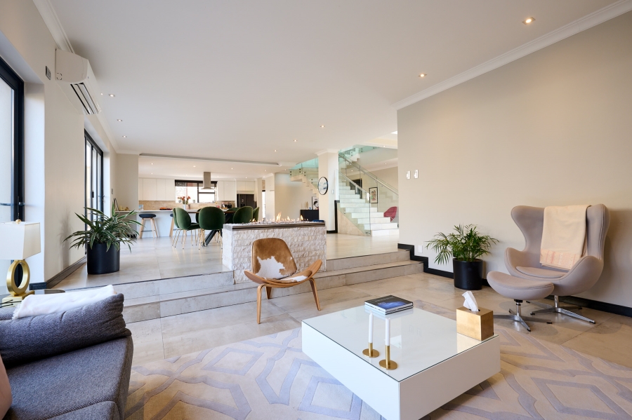 5 Bedroom Property for Sale in Waterfall Country Estate Gauteng