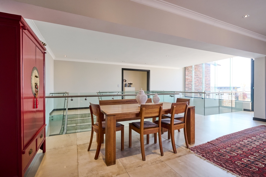 5 Bedroom Property for Sale in Waterfall Country Estate Gauteng