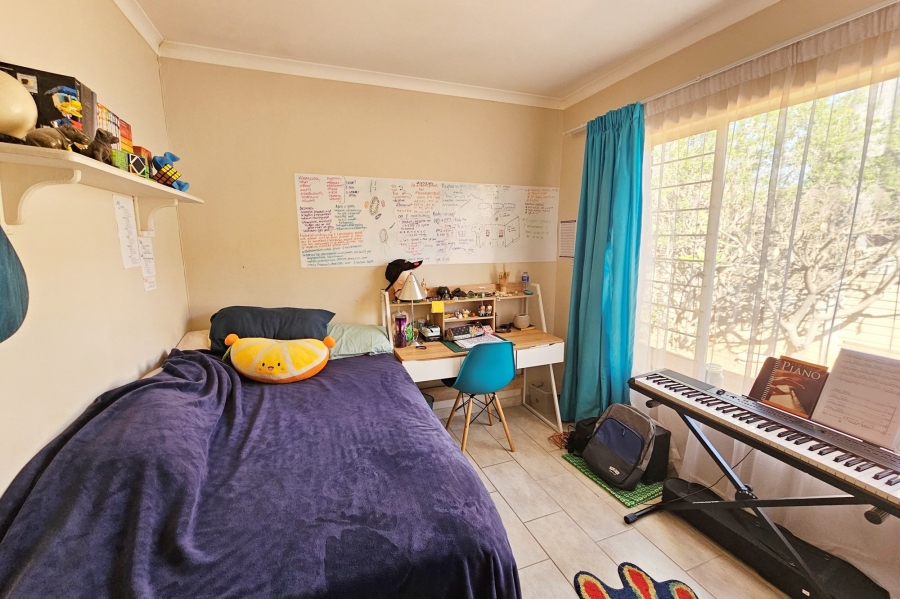 3 Bedroom Property for Sale in Eldoraigne Gauteng