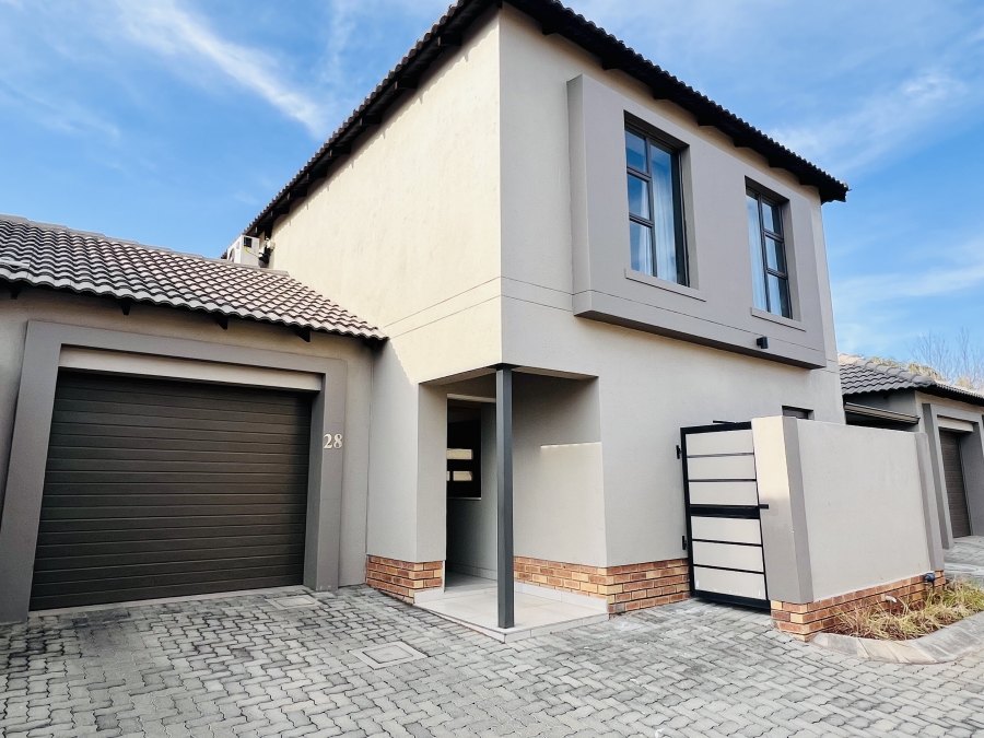 3 Bedroom Property for Sale in Annlin Gauteng