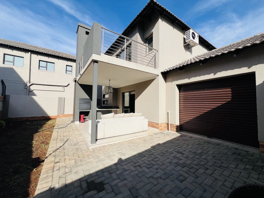 3 Bedroom Property for Sale in Annlin Gauteng