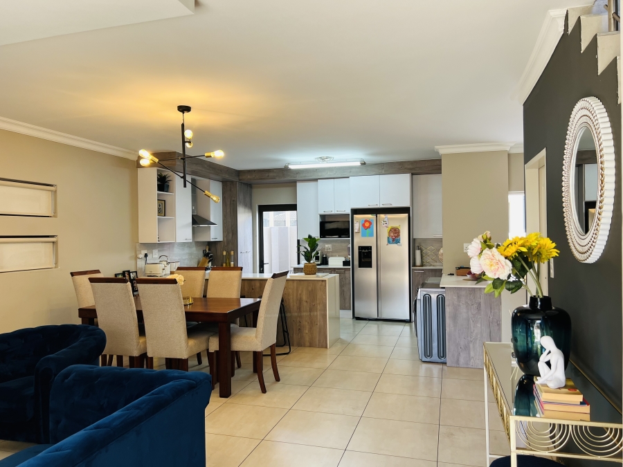3 Bedroom Property for Sale in Annlin Gauteng