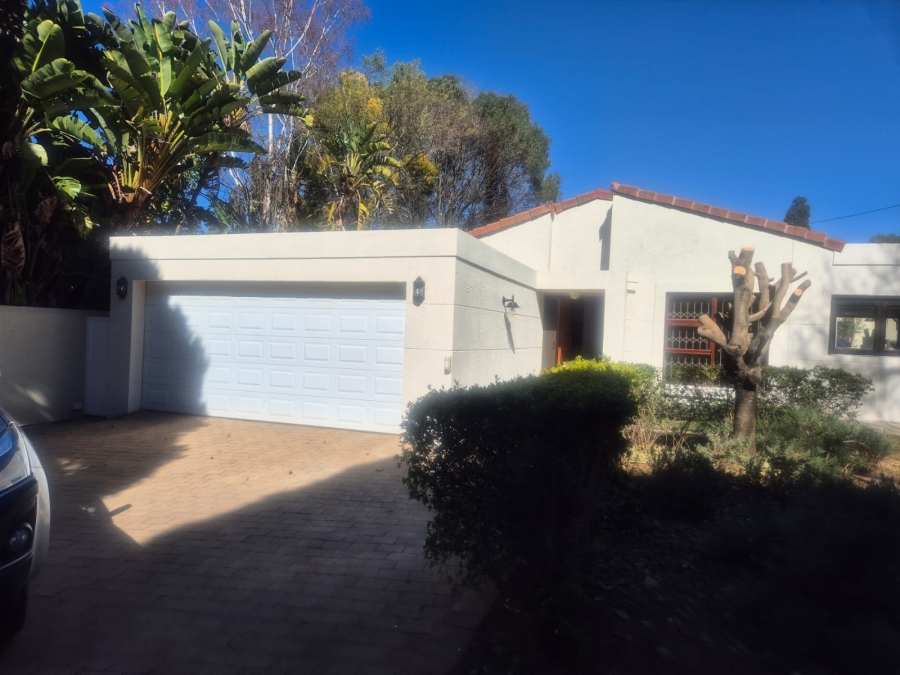 To Let 3 Bedroom Property for Rent in Hurlingham Manor Gauteng