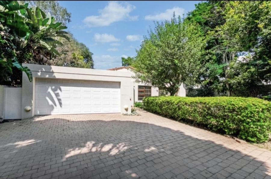 To Let 3 Bedroom Property for Rent in Hurlingham Manor Gauteng