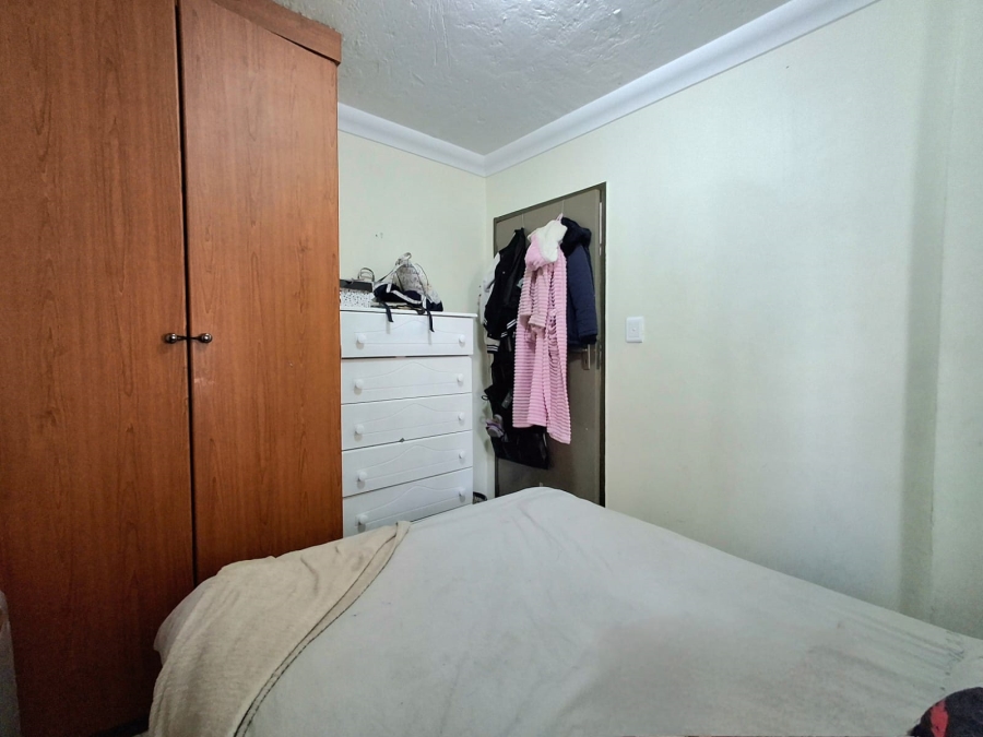 2 Bedroom Property for Sale in Erand Gardens Gauteng