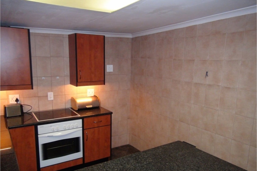To Let 1 Bedroom Property for Rent in Rembrandt Park Gauteng