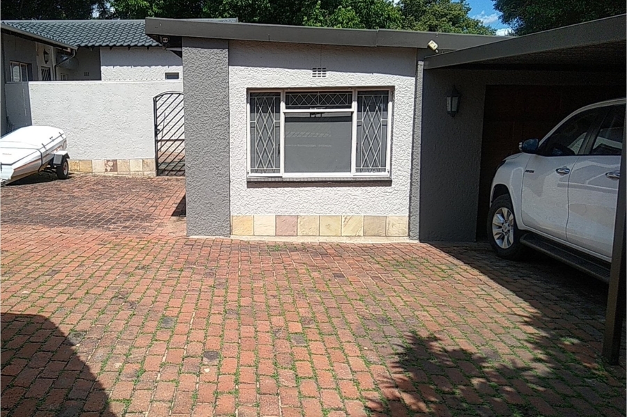 To Let 1 Bedroom Property for Rent in Rembrandt Park Gauteng