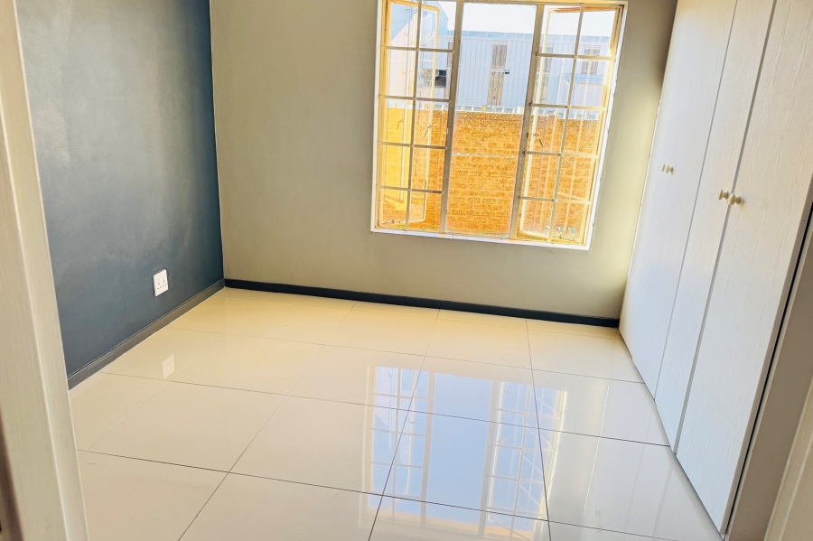 To Let 2 Bedroom Property for Rent in Halfway Gardens Gauteng
