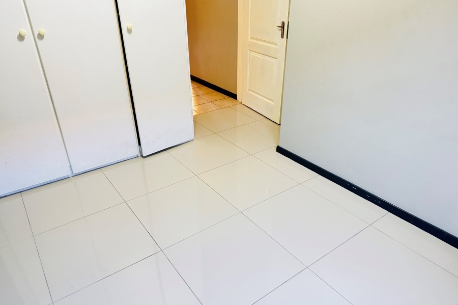 To Let 2 Bedroom Property for Rent in Halfway Gardens Gauteng