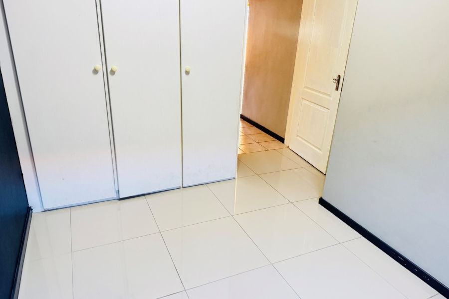 To Let 2 Bedroom Property for Rent in Halfway Gardens Gauteng