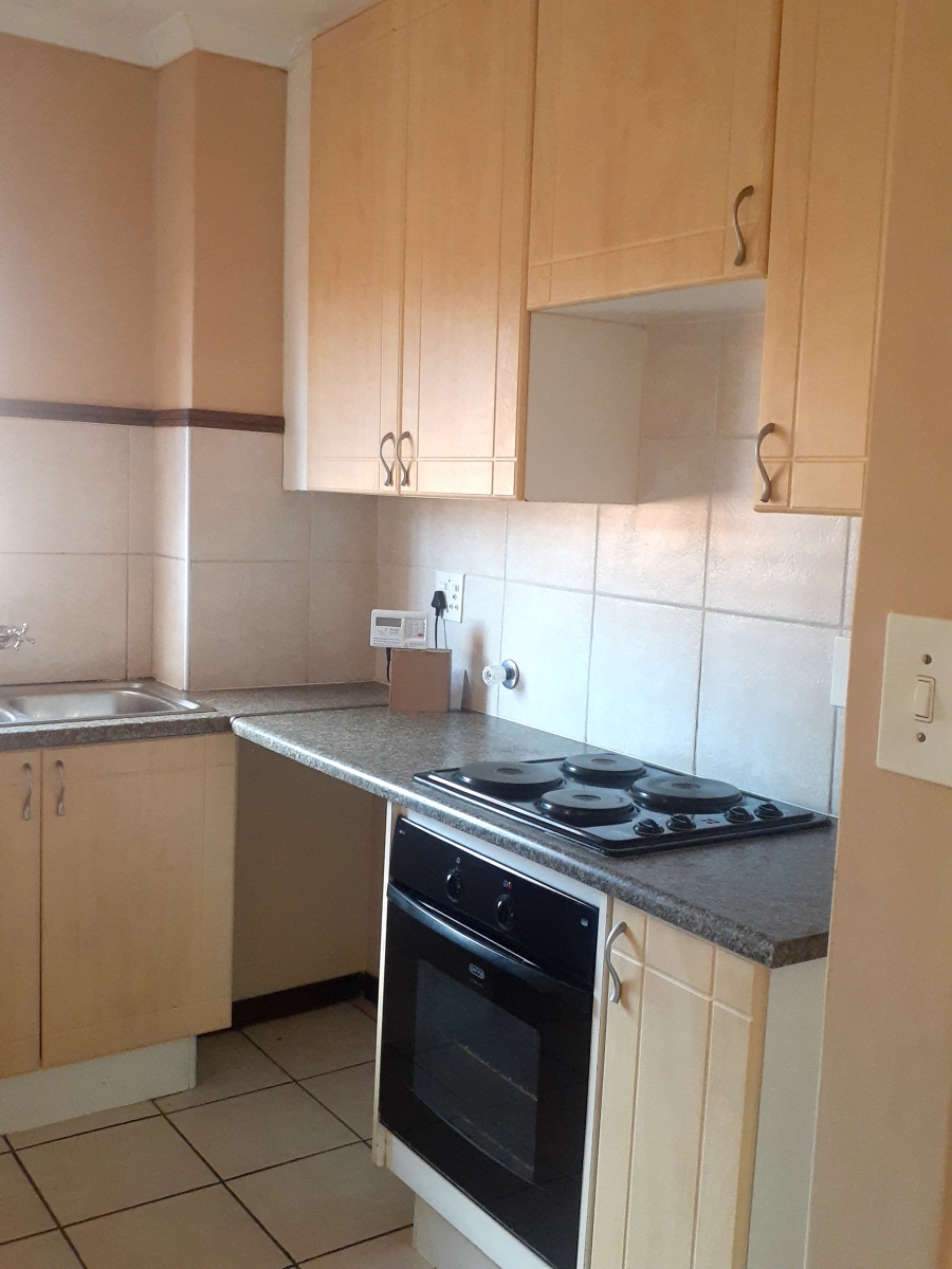 To Let 2 Bedroom Property for Rent in Highveld Gauteng