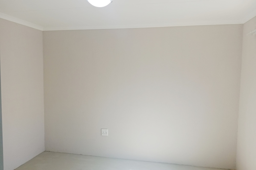 To Let 4 Bedroom Property for Rent in Soshanguve VV Gauteng