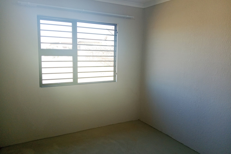 To Let 4 Bedroom Property for Rent in Soshanguve VV Gauteng
