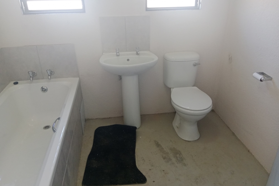 To Let 4 Bedroom Property for Rent in Soshanguve VV Gauteng