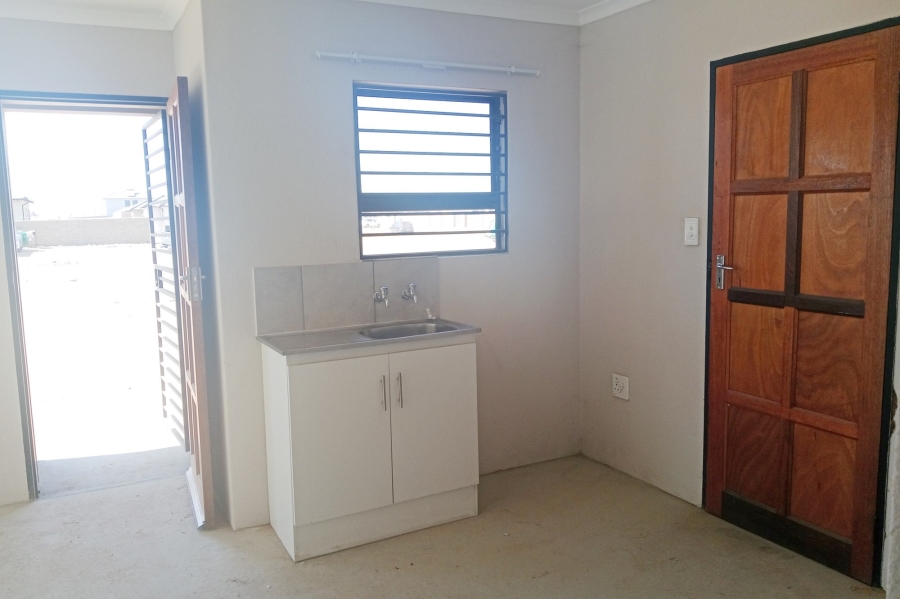 To Let 4 Bedroom Property for Rent in Soshanguve VV Gauteng