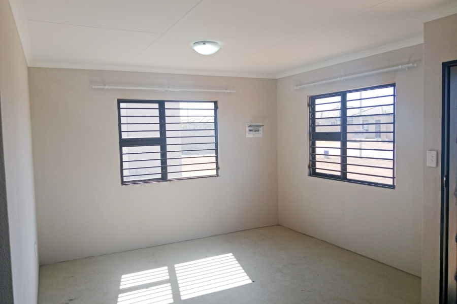 To Let 4 Bedroom Property for Rent in Soshanguve VV Gauteng