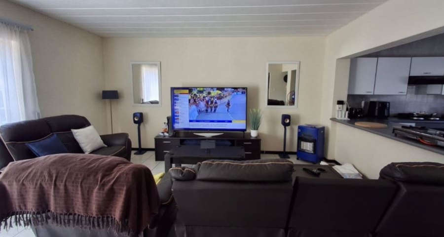 3 Bedroom Property for Sale in South Crest Gauteng