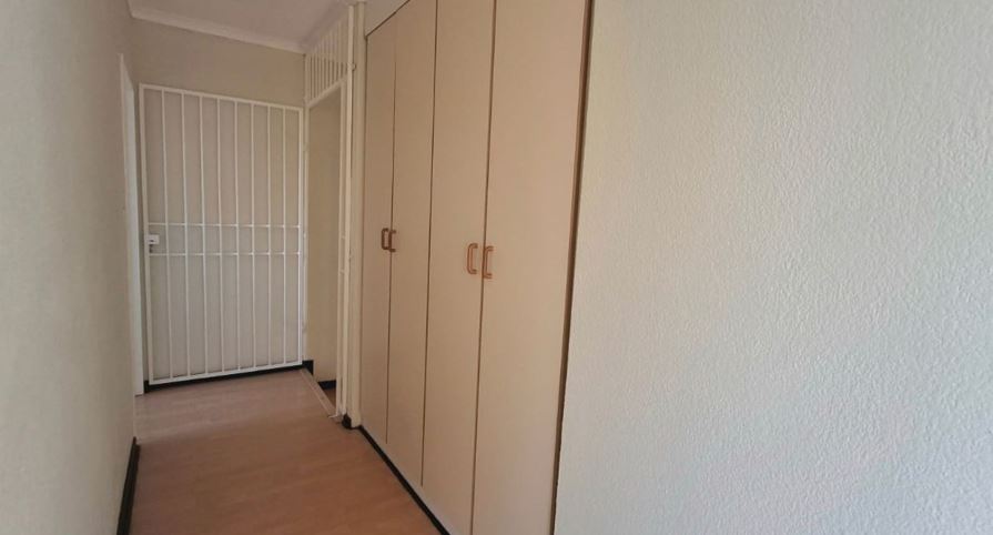 3 Bedroom Property for Sale in South Crest Gauteng