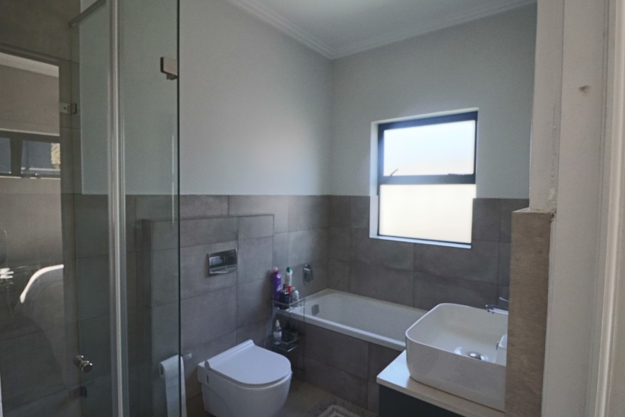 4 Bedroom Property for Sale in Bryanston Gauteng