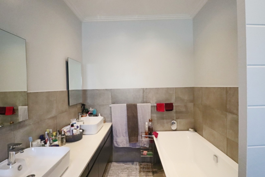 4 Bedroom Property for Sale in Bryanston Gauteng