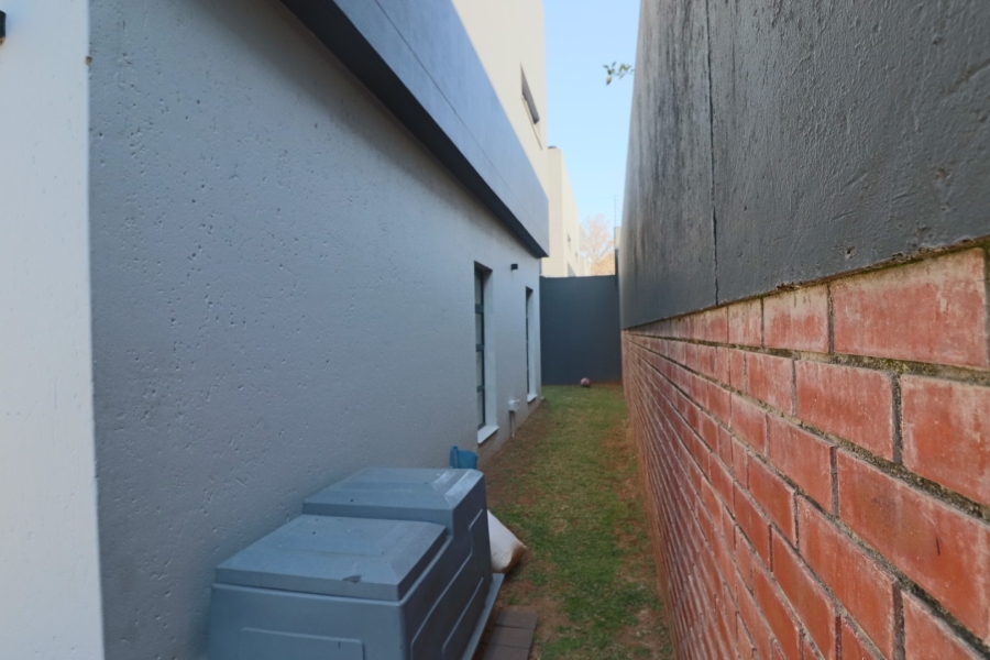 4 Bedroom Property for Sale in Bryanston Gauteng