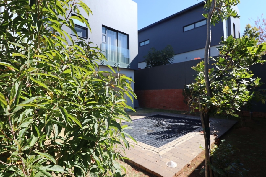 4 Bedroom Property for Sale in Bryanston Gauteng
