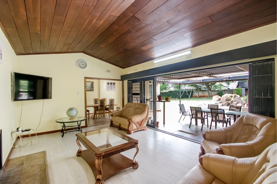 4 Bedroom Property for Sale in Florida Park Gauteng