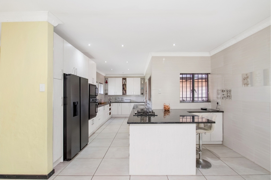 4 Bedroom Property for Sale in Florida Park Gauteng