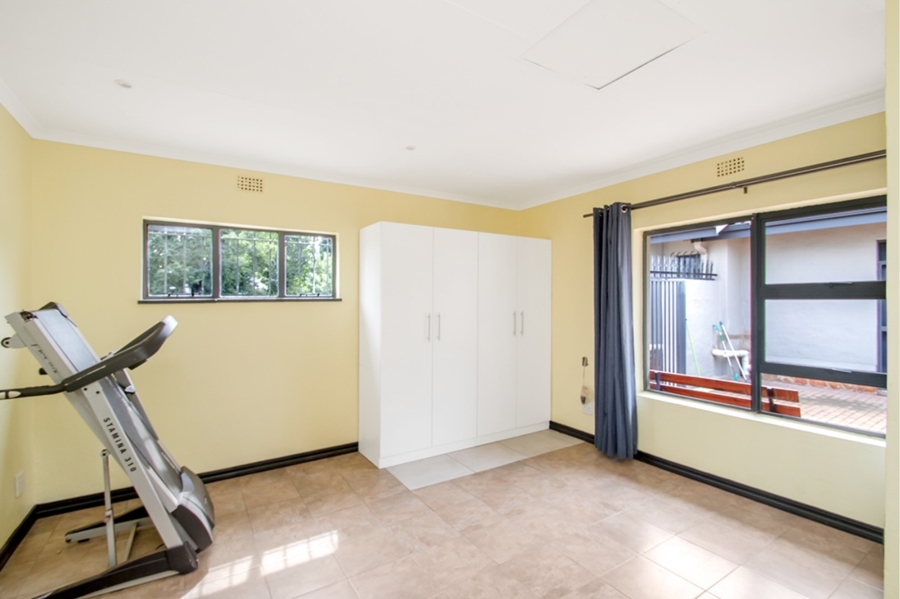 4 Bedroom Property for Sale in Florida Park Gauteng