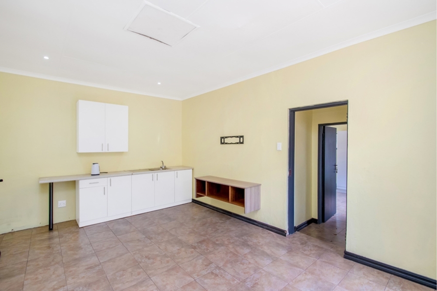 4 Bedroom Property for Sale in Florida Park Gauteng